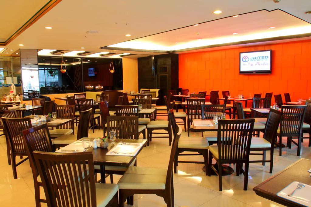 Grande Ville Hotel Bangkok Exterior foto